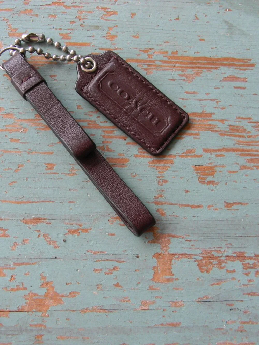 COACH BROWN LEATHER  Key Fob Bag Charm Keychain Hang Tag & PLEATED LEATHER
